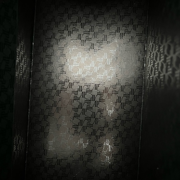 Audemars Piguet shopping bag 13”L x 6.25”W x 6.25”H interior has AP logo print - Picture 2 of 2